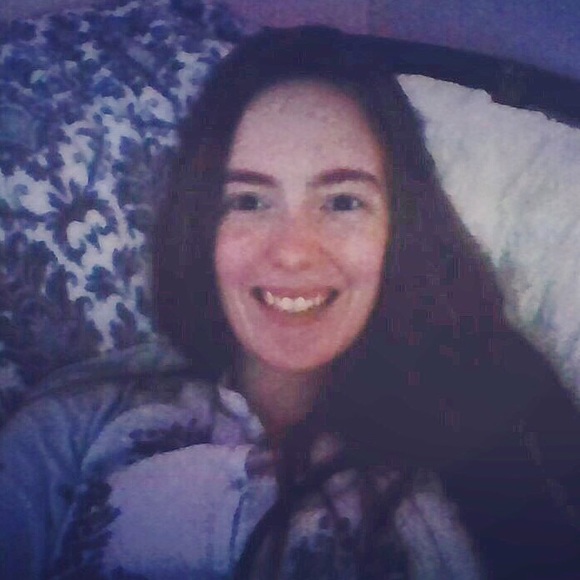 Meet your Posher, Dara - Picture 1 of 1